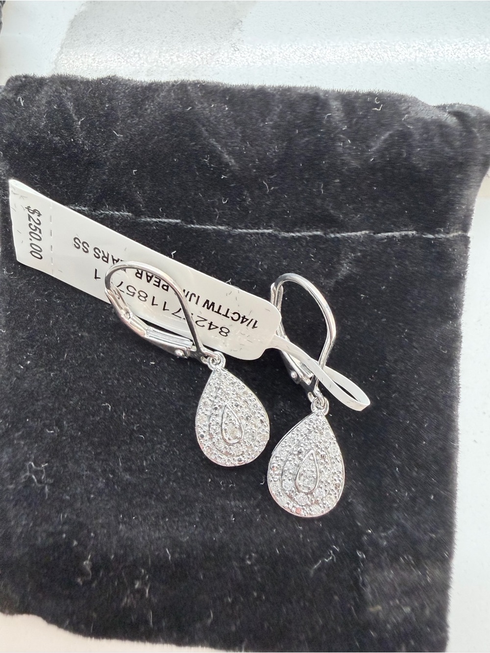 NWT Sterling Silver 1/4 CTTW Diamond Teardrop Leverback Earrings Macy’s $250